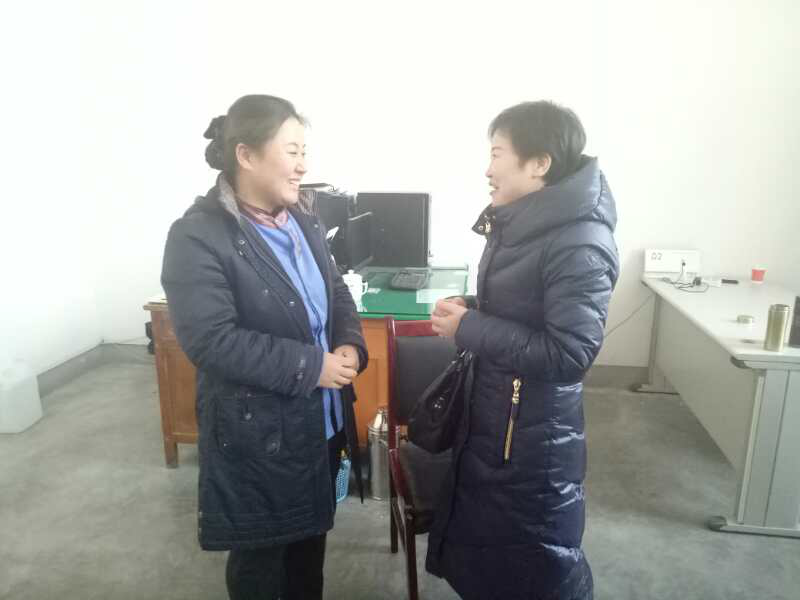 歷下區(qū)總工會(huì)、濟(jì)南市及歷下區(qū)兩級(jí)勞動(dòng)模范走訪慰問(wèn)我公司特困職工